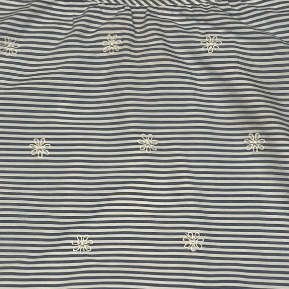 Women's Tank Top - slightly used great shape! Perfect for vacation Size Medium - Picture 3 of 10